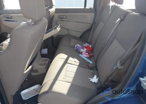 2009 Jeep Liberty Sport из США, поврежденный, VIN 1J8GN28K29W547596